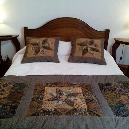 Alojamiento Alberto Magno Bed & Breakfast Santiago Exterior photo