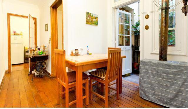 Alojamiento Alberto Magno Bed & Breakfast Santiago Exterior photo