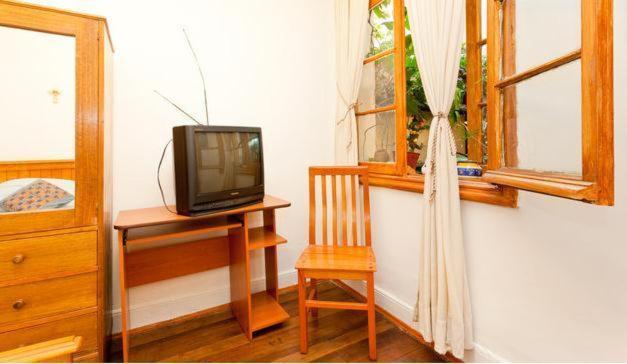 Alojamiento Alberto Magno Bed & Breakfast Santiago Exterior photo