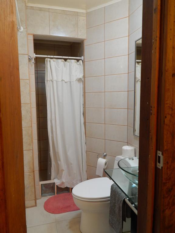 Alojamiento Alberto Magno Bed & Breakfast Santiago Exterior photo