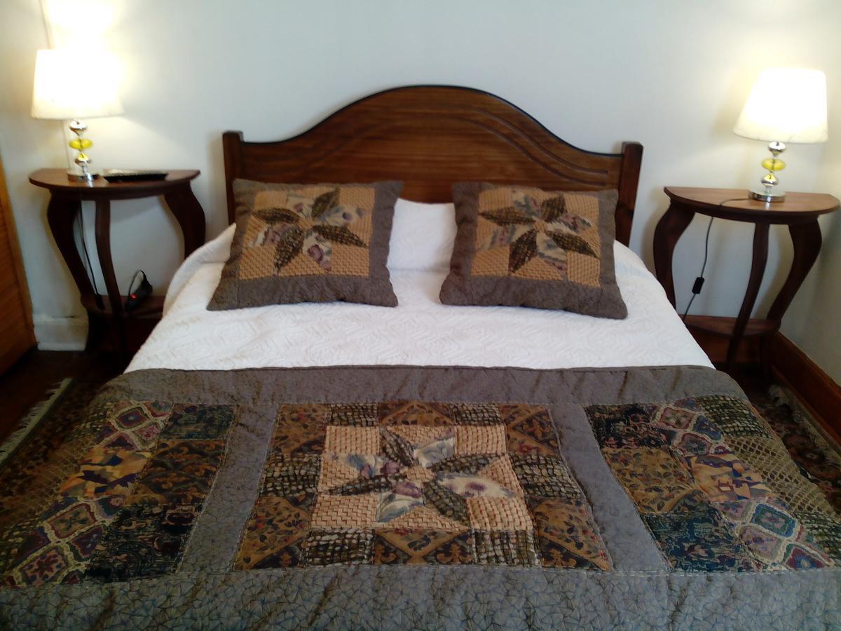 Alojamiento Alberto Magno Bed & Breakfast Santiago Exterior photo